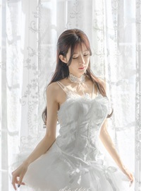 王羽杉Barbieshy - NO.04 白色吊带裙(7)